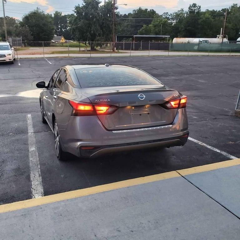 Nissan Altima SV 2021
