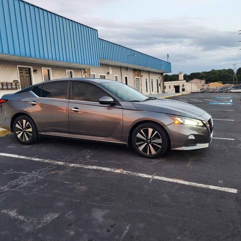 Nissan Altima SV 2021