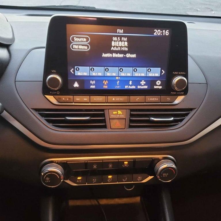 Nissan Altima SV 2021