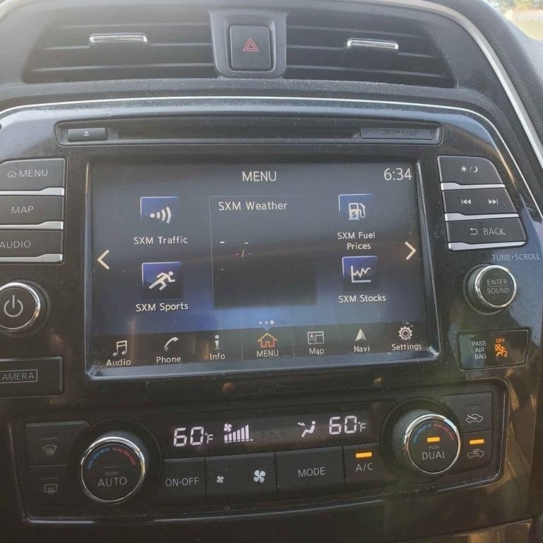 Nissan Maxima SL 2016