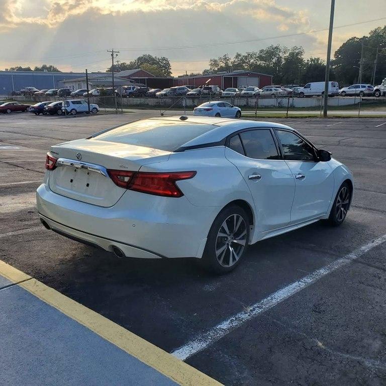 Nissan Maxima SL 2016