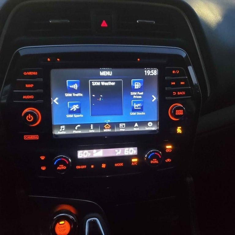 Nissan Maxima 3.5 SV 2017