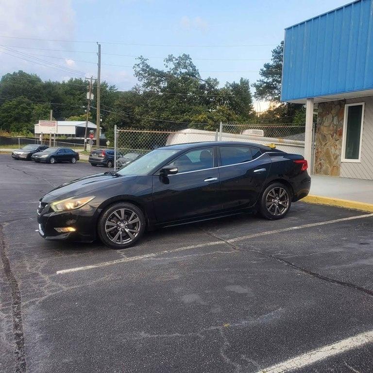 Nissan Maxima photo 3