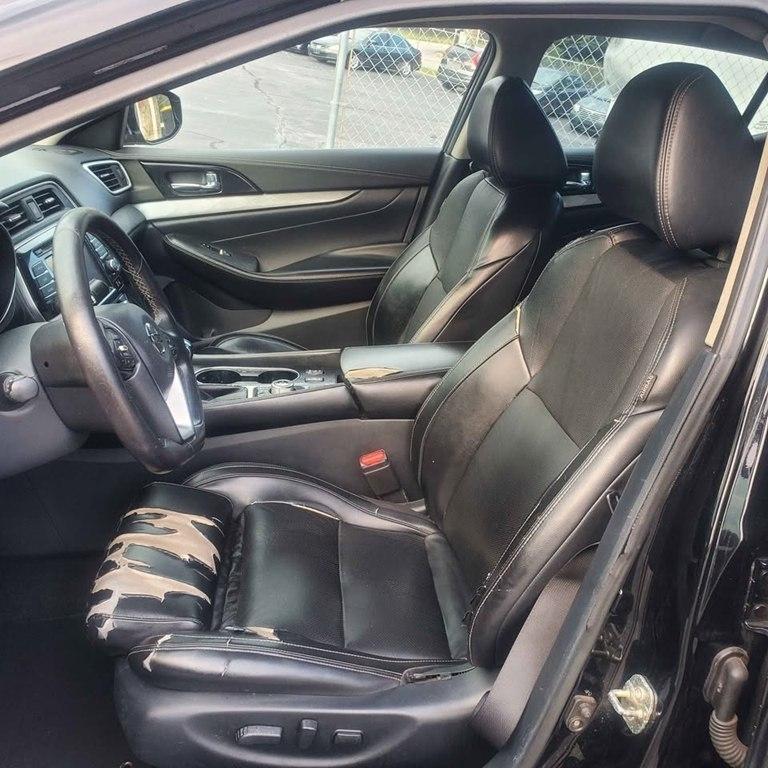 Nissan Maxima photo 4