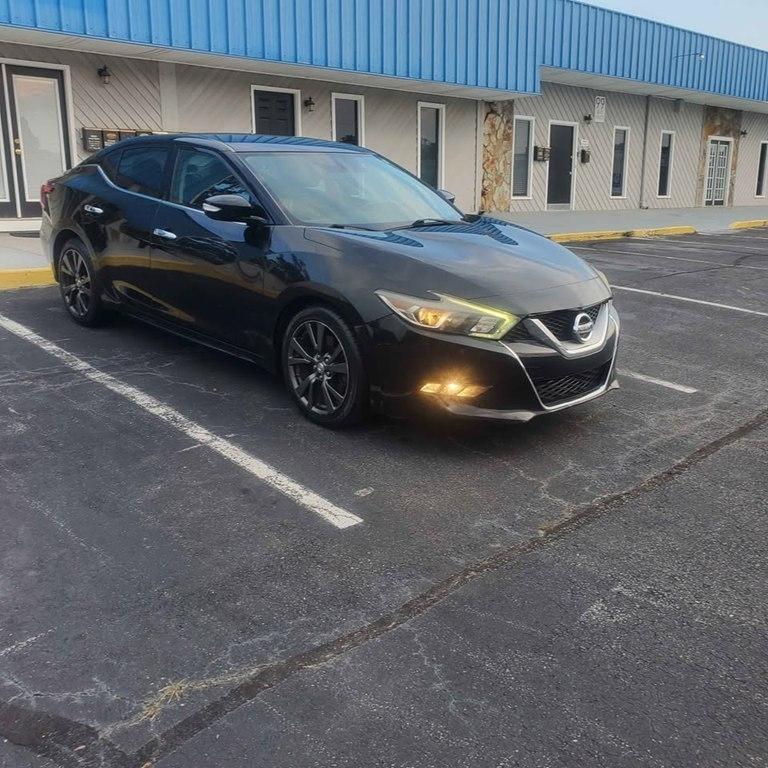 Nissan Maxima photo 7