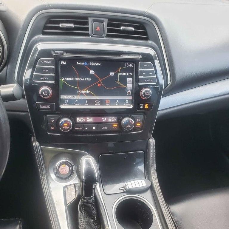 Nissan Maxima photo 10