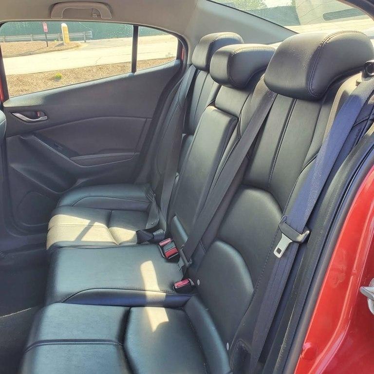 Mazda MAZDA3  2018