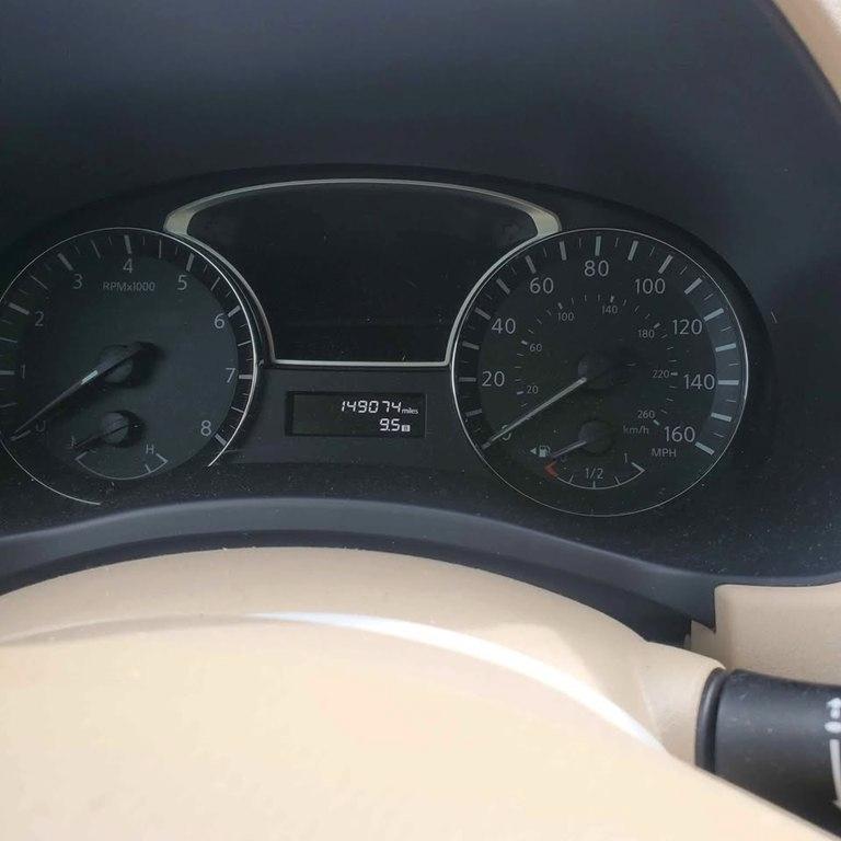 Nissan Pathfinder  2014