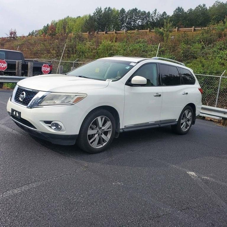 Nissan Pathfinder  2014