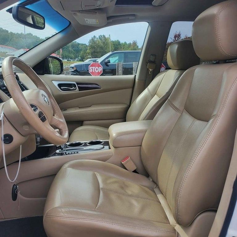 Nissan Pathfinder  2014