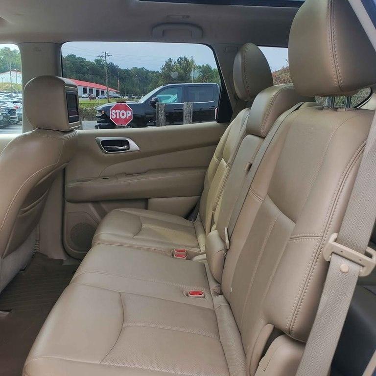 Nissan Pathfinder  2014