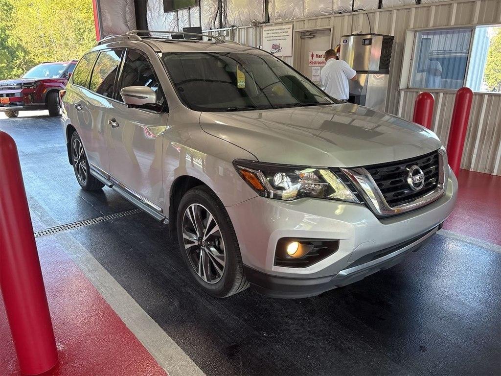 Nissan Pathfinder Platinum 2017