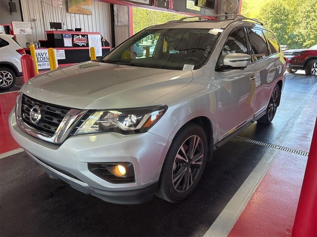 Nissan Pathfinder Platinum 2017