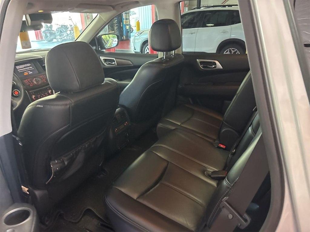 2017 Nissan Pathfinder Platinum - Photo 4