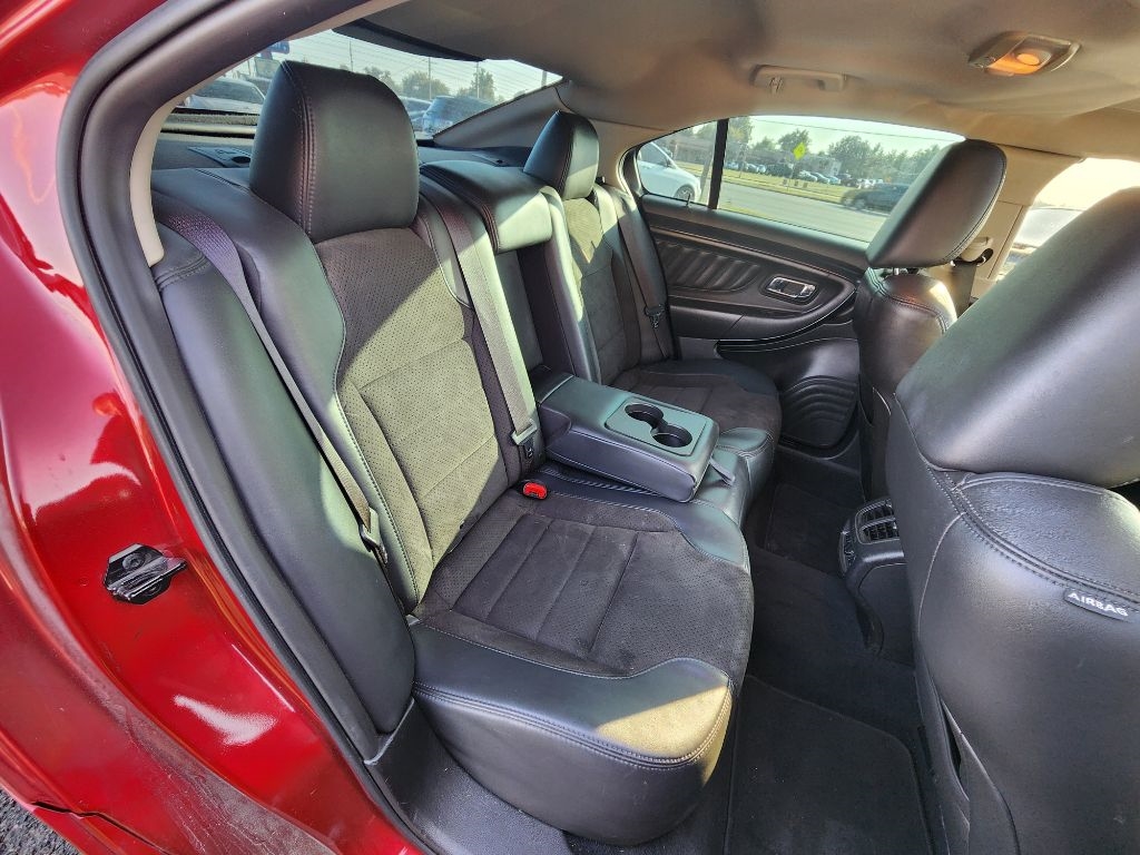 Ford Taurus SHO AWD 2010