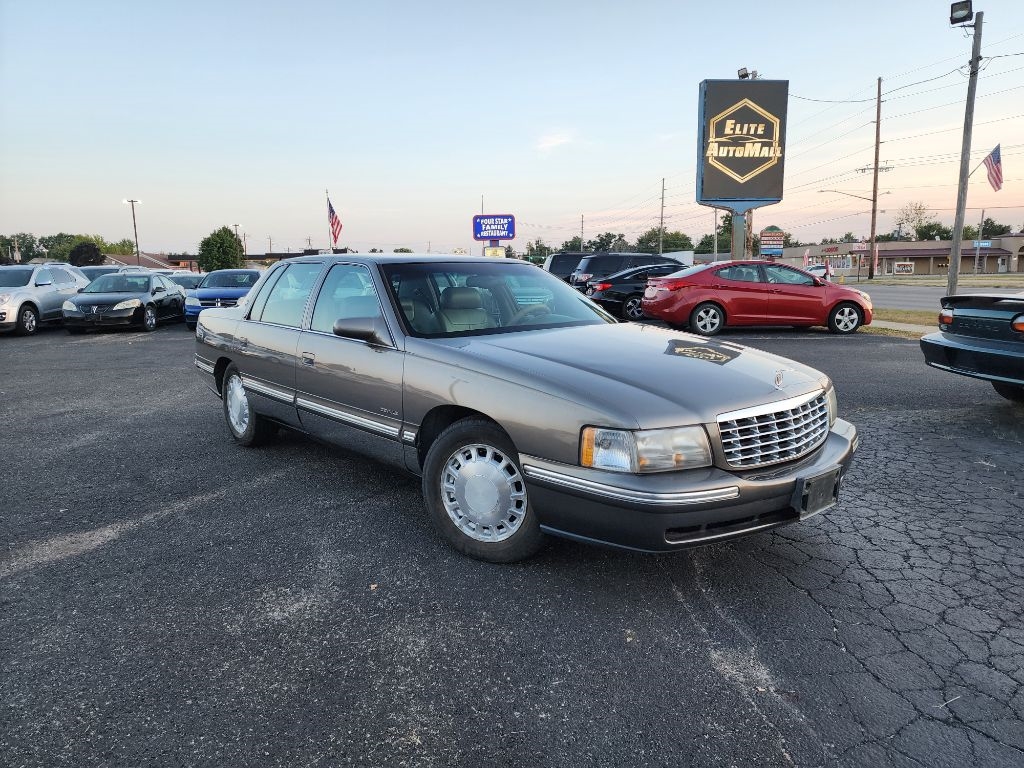 1999 Cadillac DeVille Base