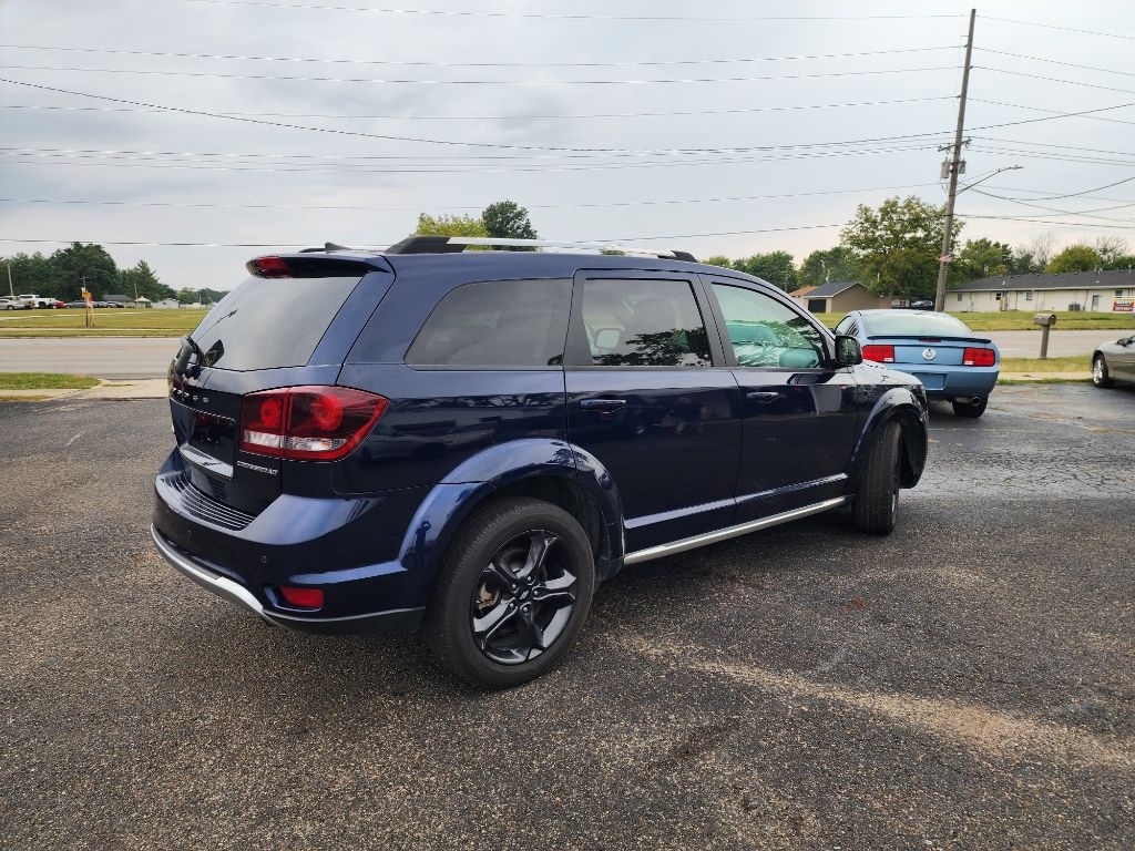 2020 Dodge Journey Crossroad photo 2