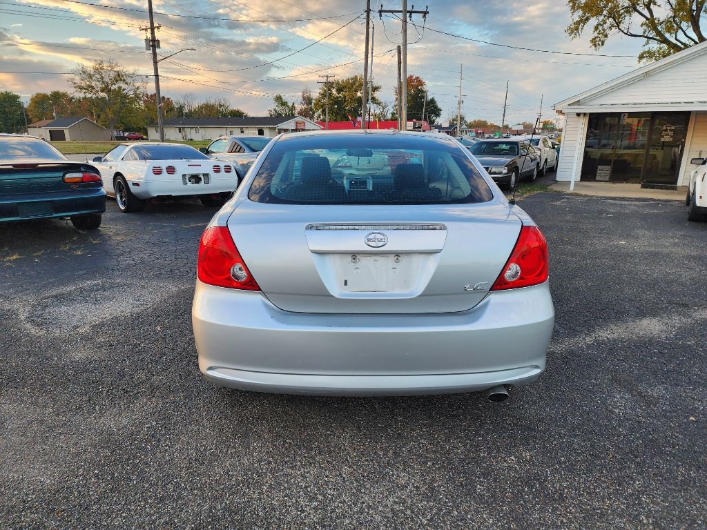 Scion tC Sport Coupe 2006