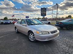 2000 Toyota Camry 