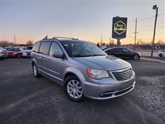 2013 Chrysler Town & Country 