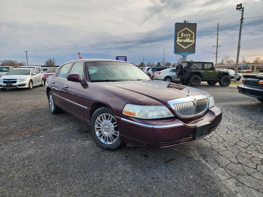 2008 Lincoln Town Car Signature Limited