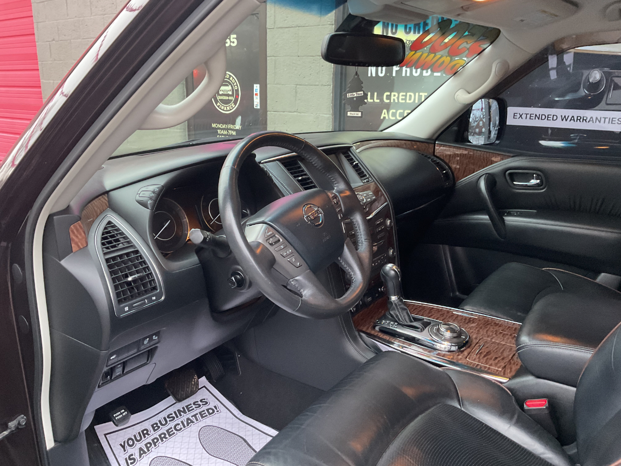 Nissan Armada SV AWD 2017