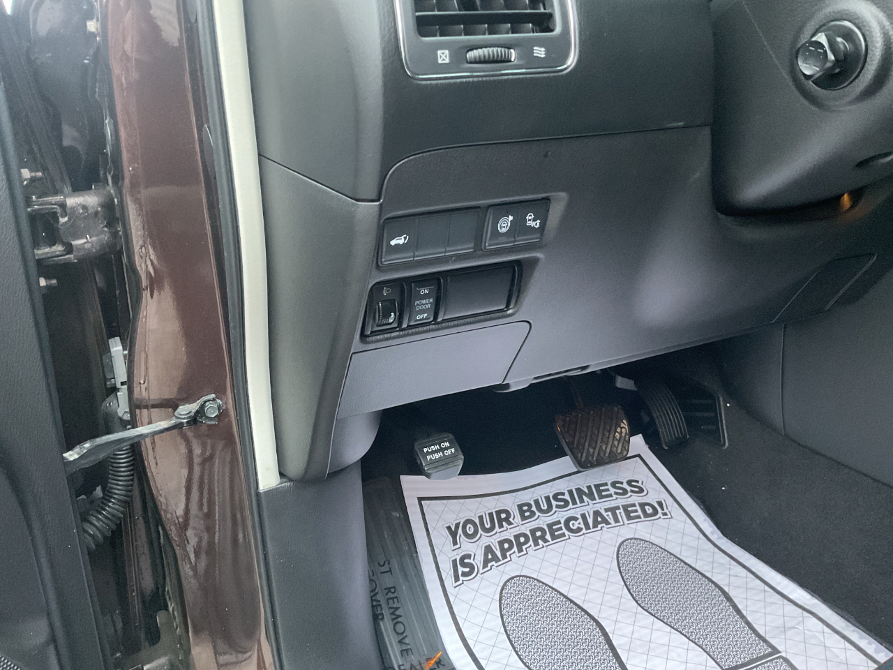 Nissan Armada SV AWD 2017