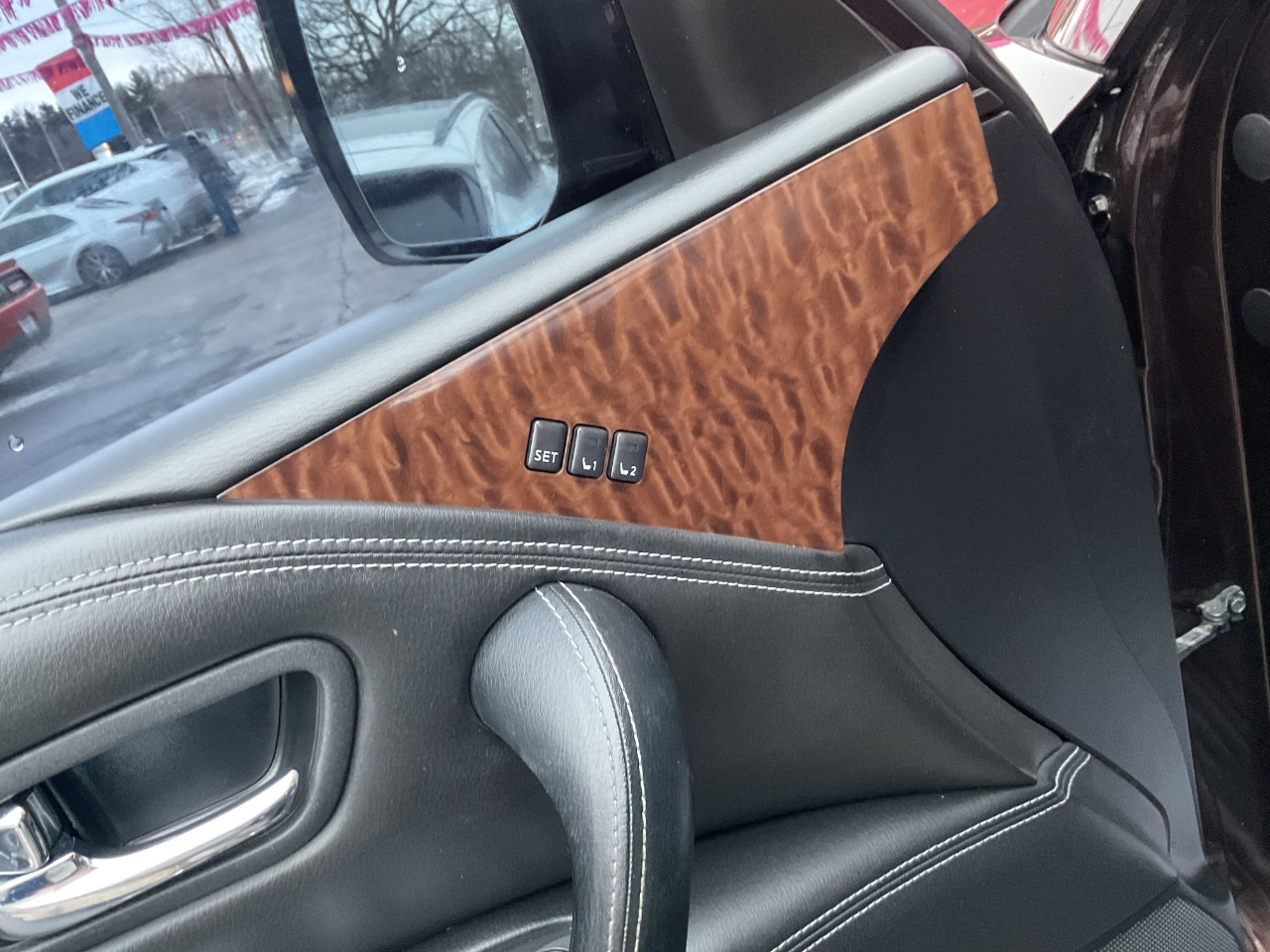 Nissan Armada SV AWD 2017