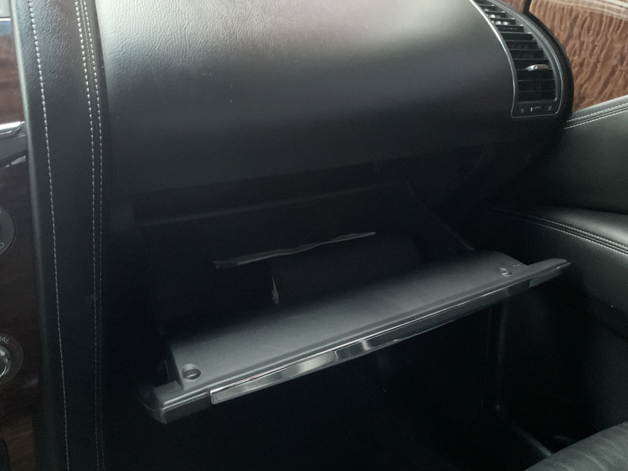 Nissan Armada SV AWD 2017