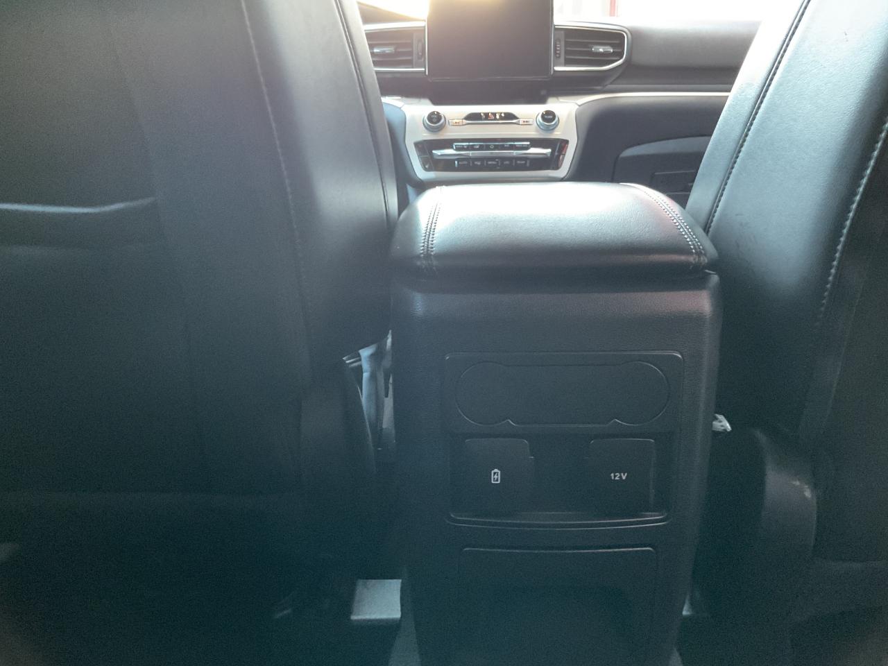 Ford Explorer XLT AWD 2022