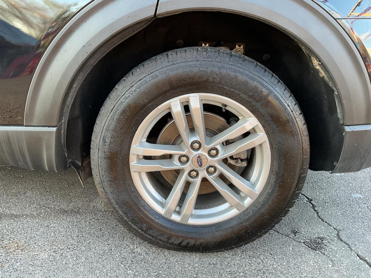 Ford Explorer XLT AWD 2022