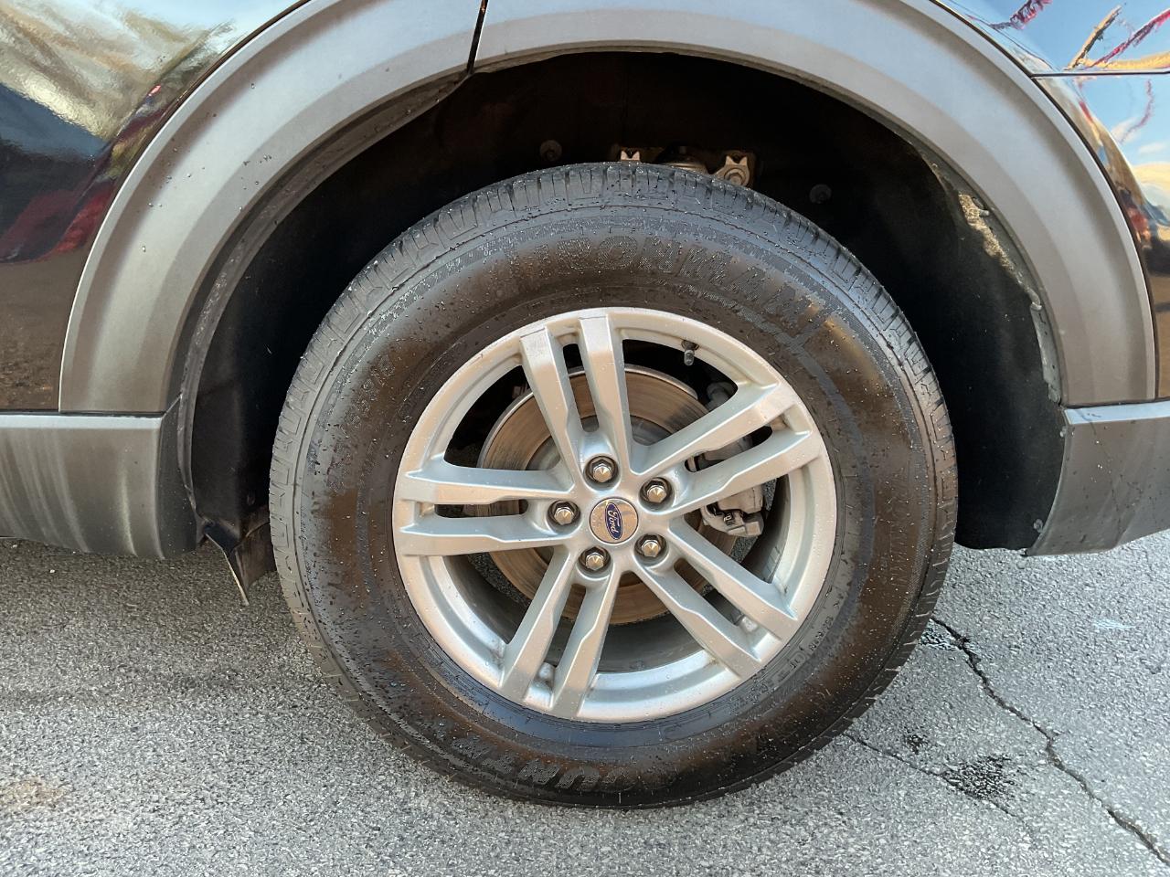 Ford Explorer XLT AWD 2022