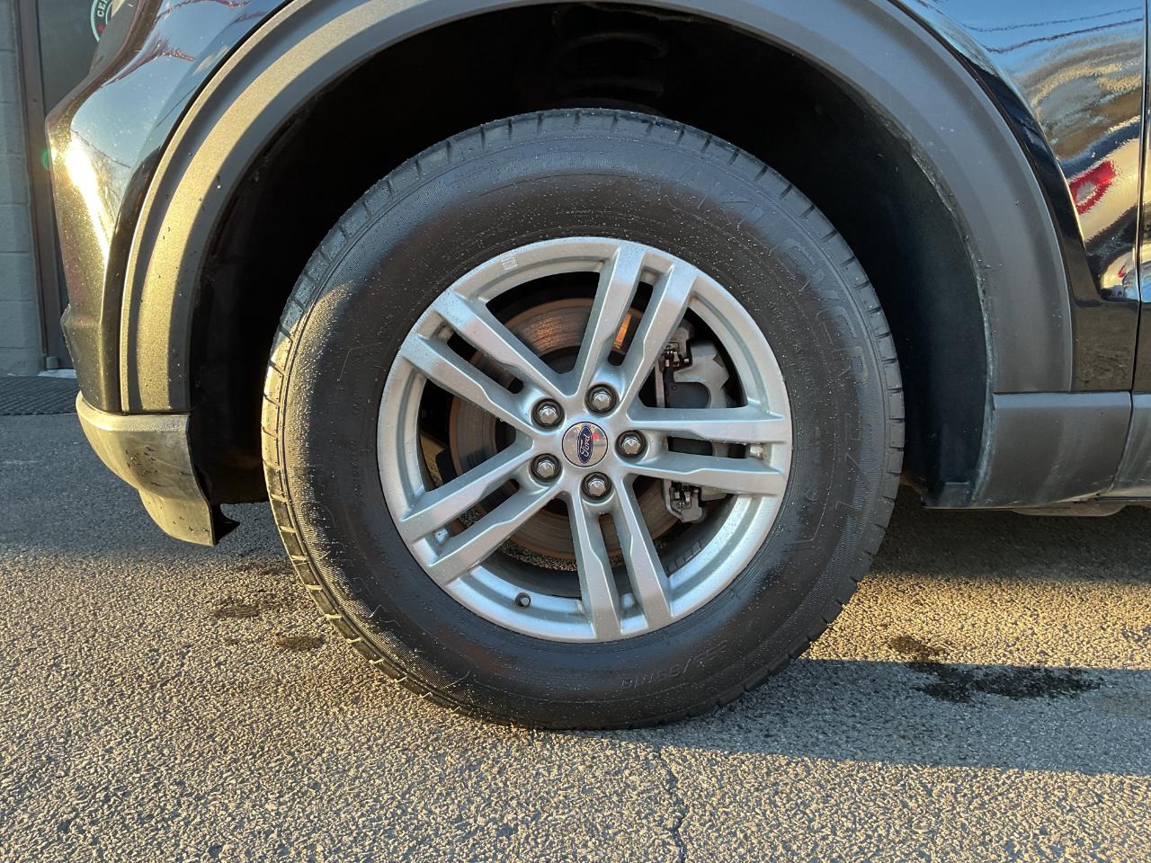 Ford Explorer XLT AWD 2022