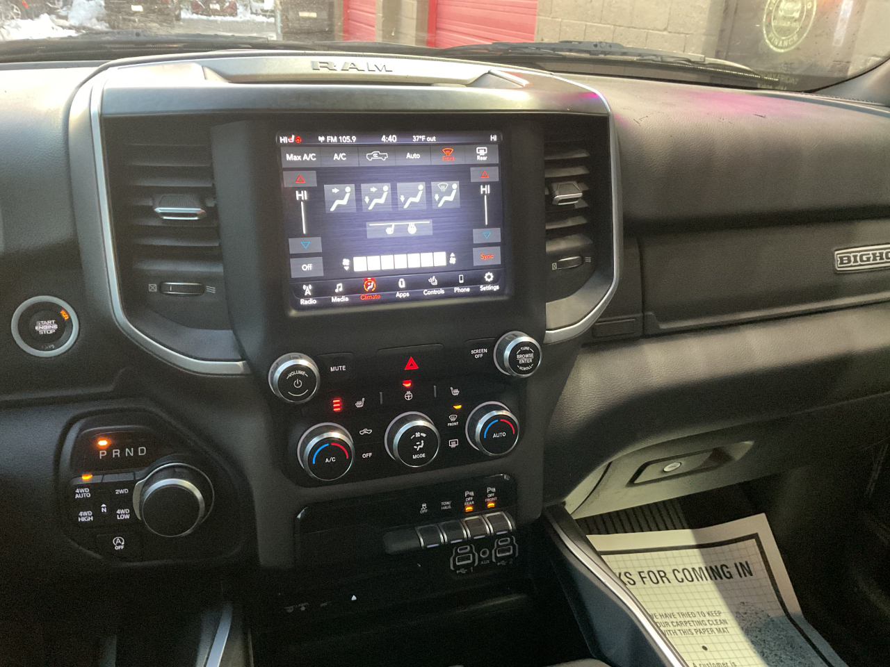 RAM 1500 Big Horn Crew Cab SWB 4WD 2019