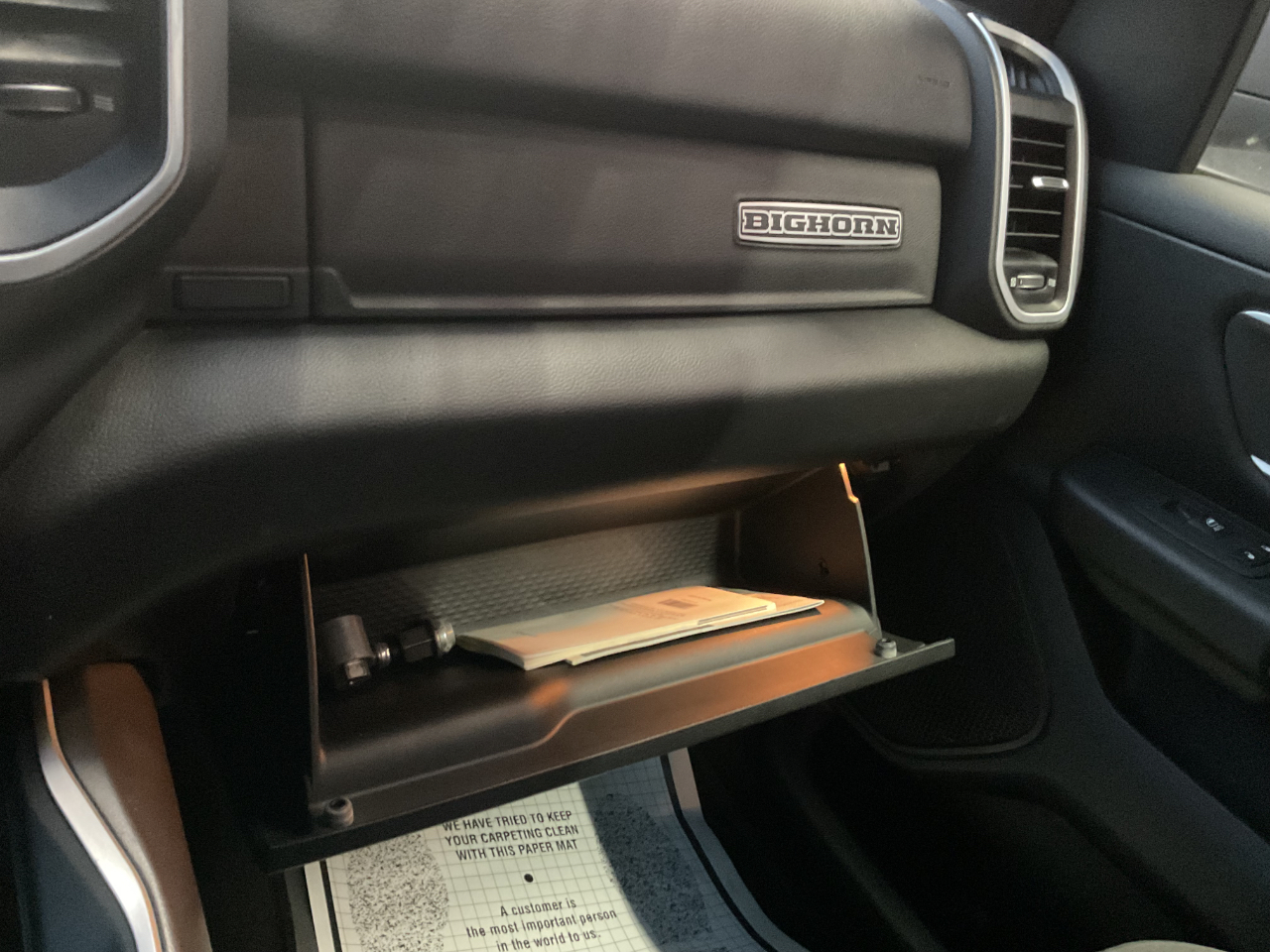 RAM 1500 Big Horn Crew Cab SWB 4WD 2019