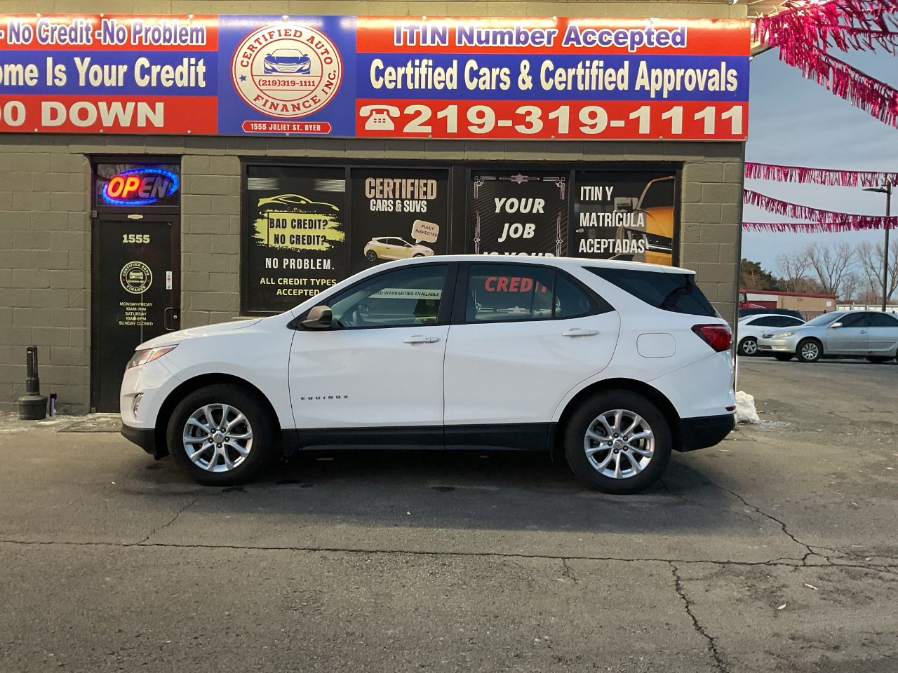 2020 Chevrolet Equinox LS photo 2
