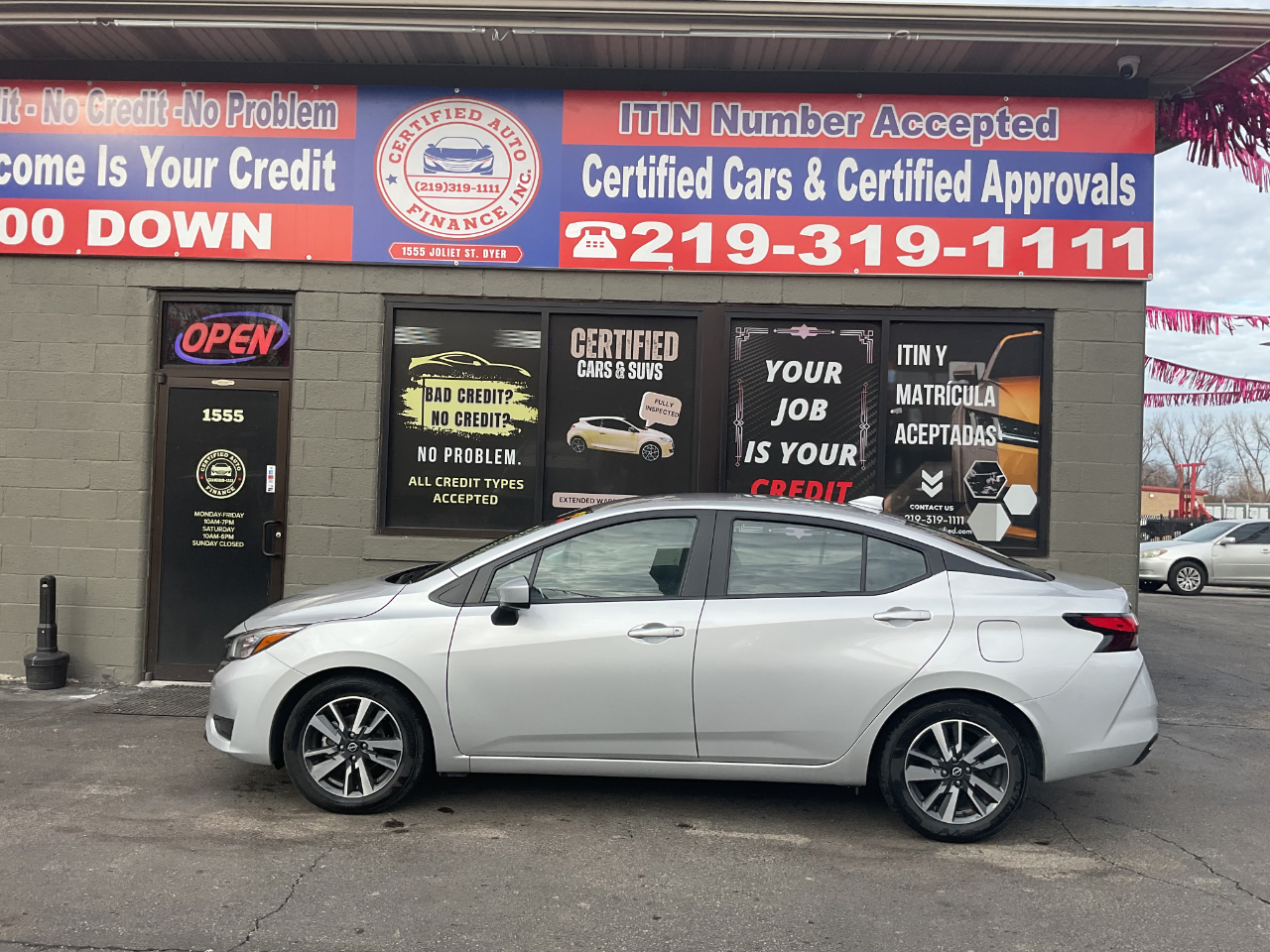 Nissan Versa SV 2025