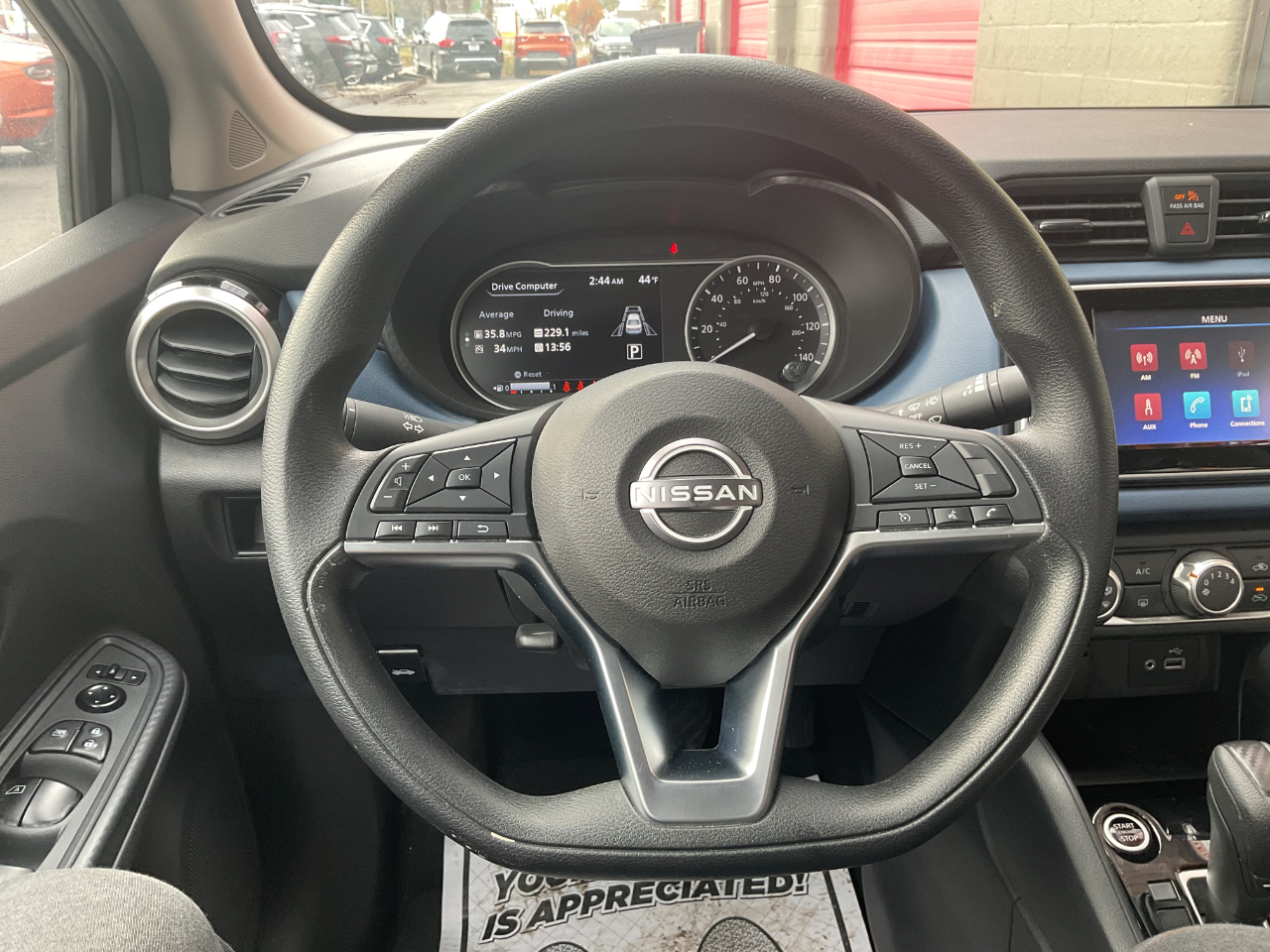 Nissan Versa SV 2025