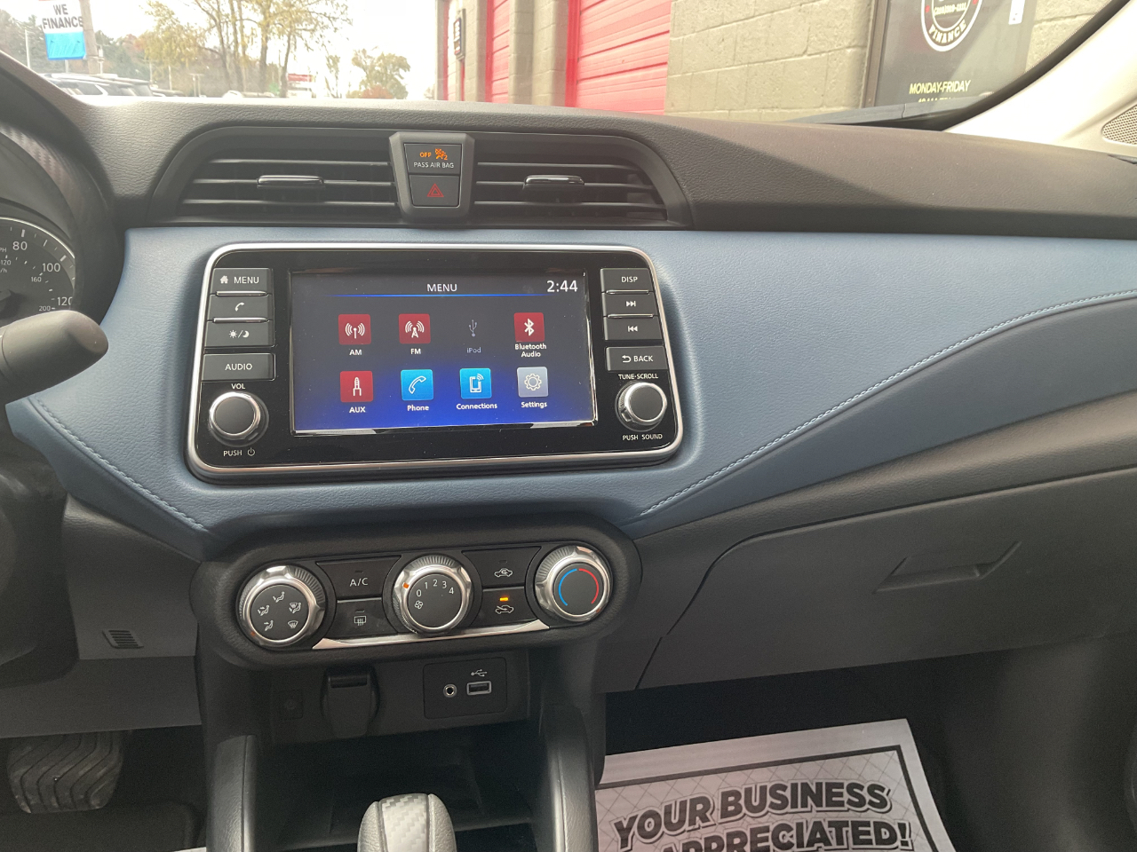 Nissan Versa SV 2025