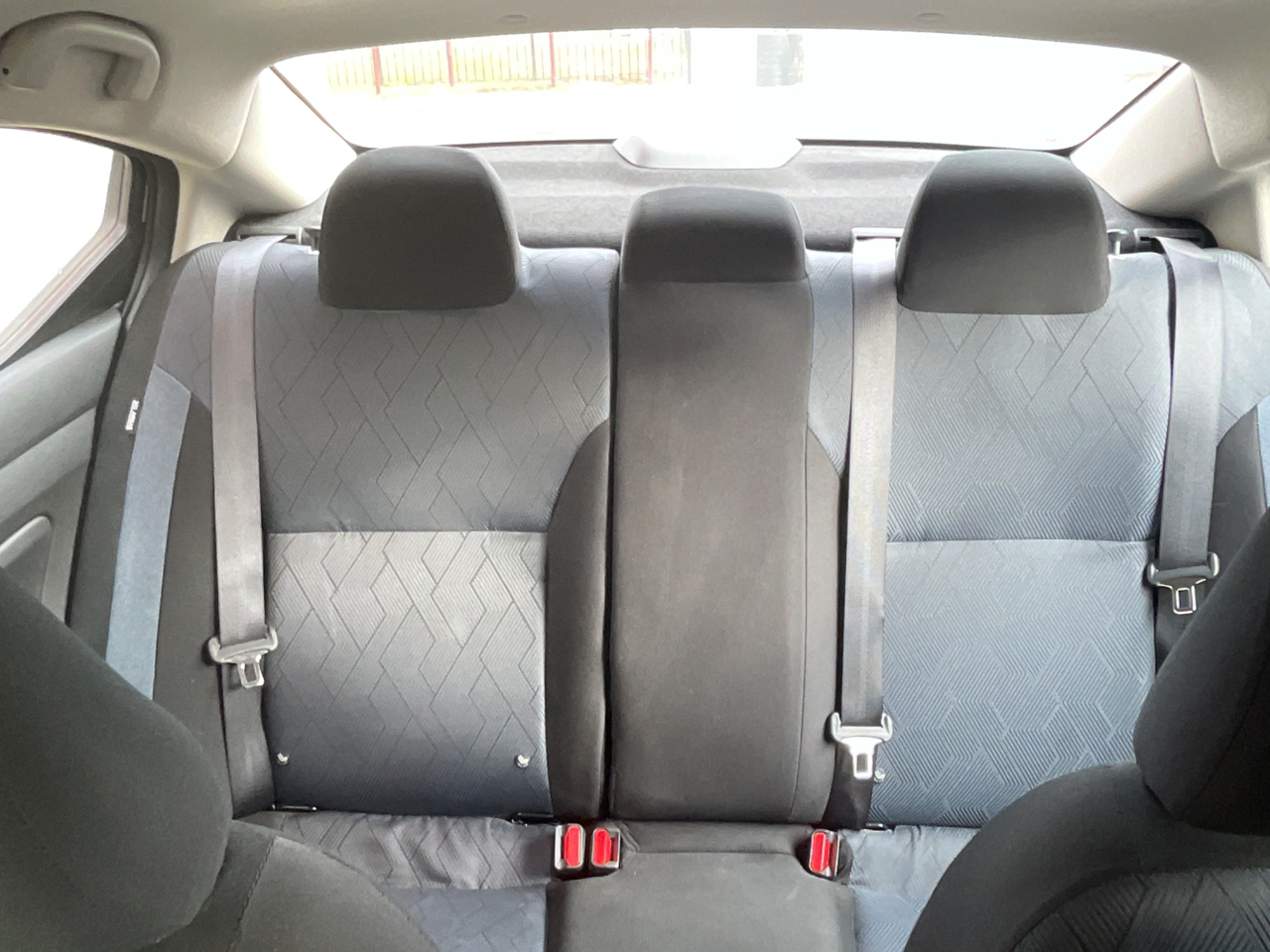 Nissan Versa SV 2025