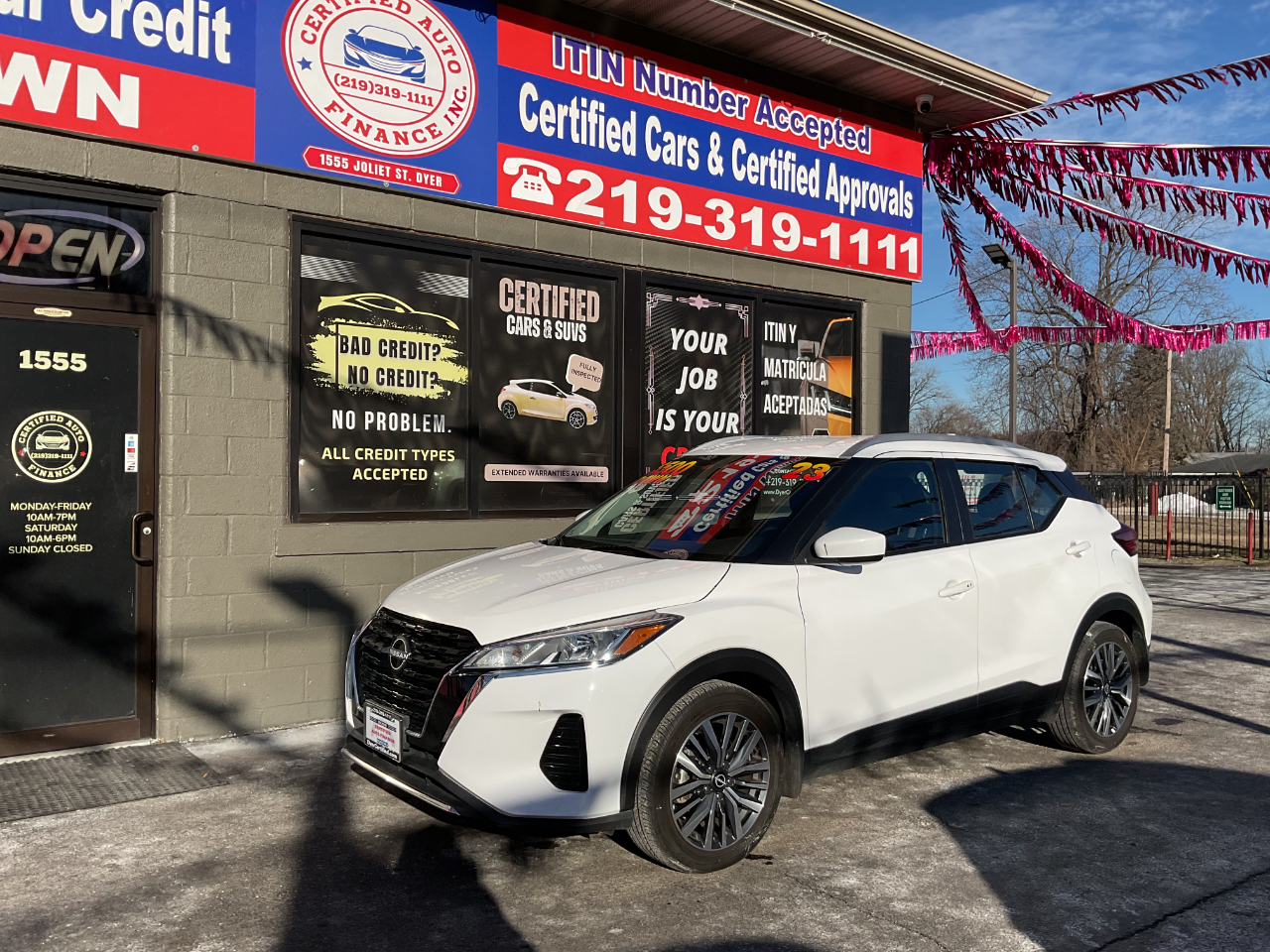 2023 Nissan Kicks SV's photo