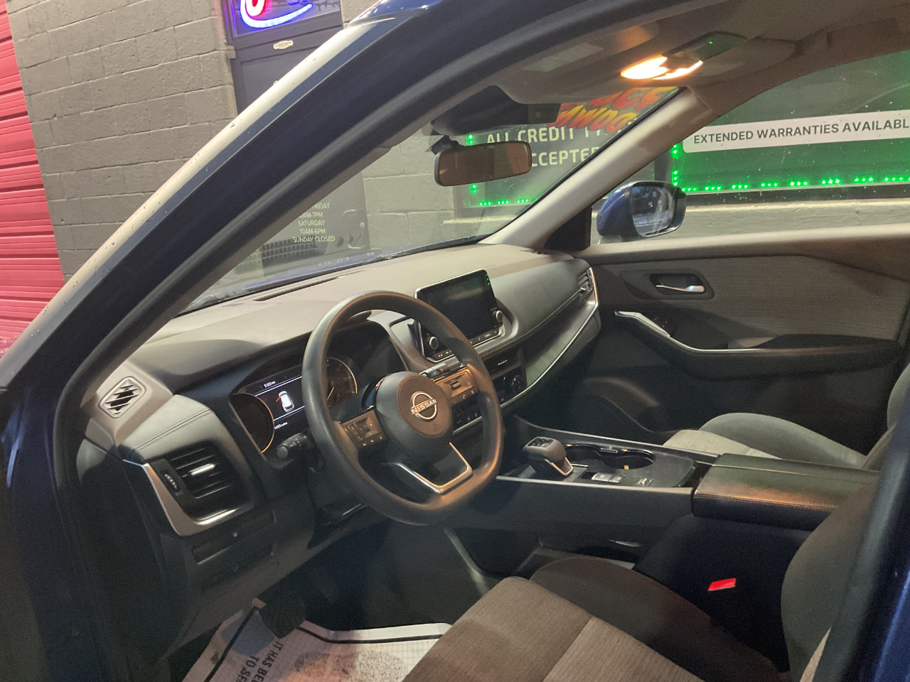 Nissan Rogue SV 2023