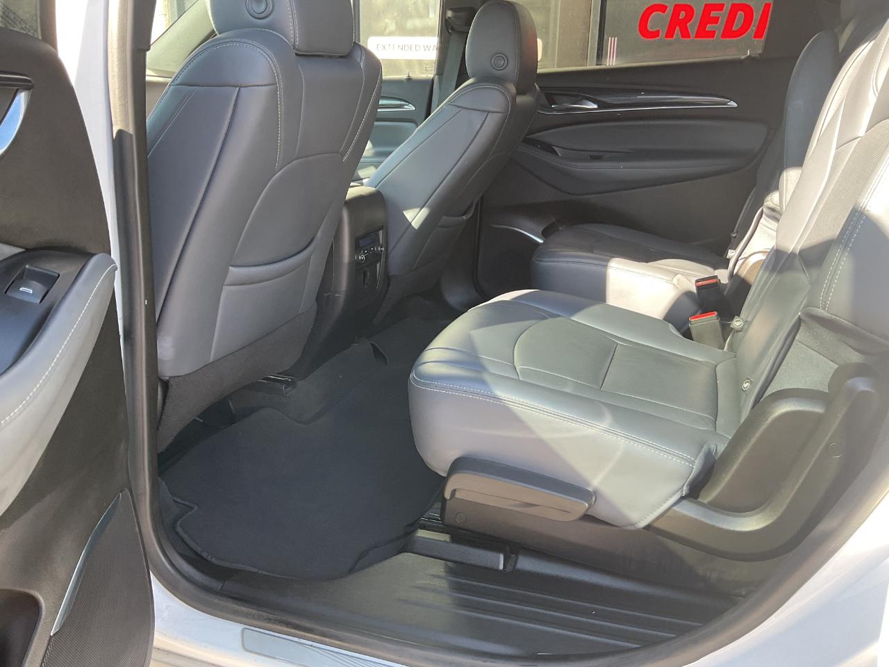 Buick Enclave Essence FWD 2022