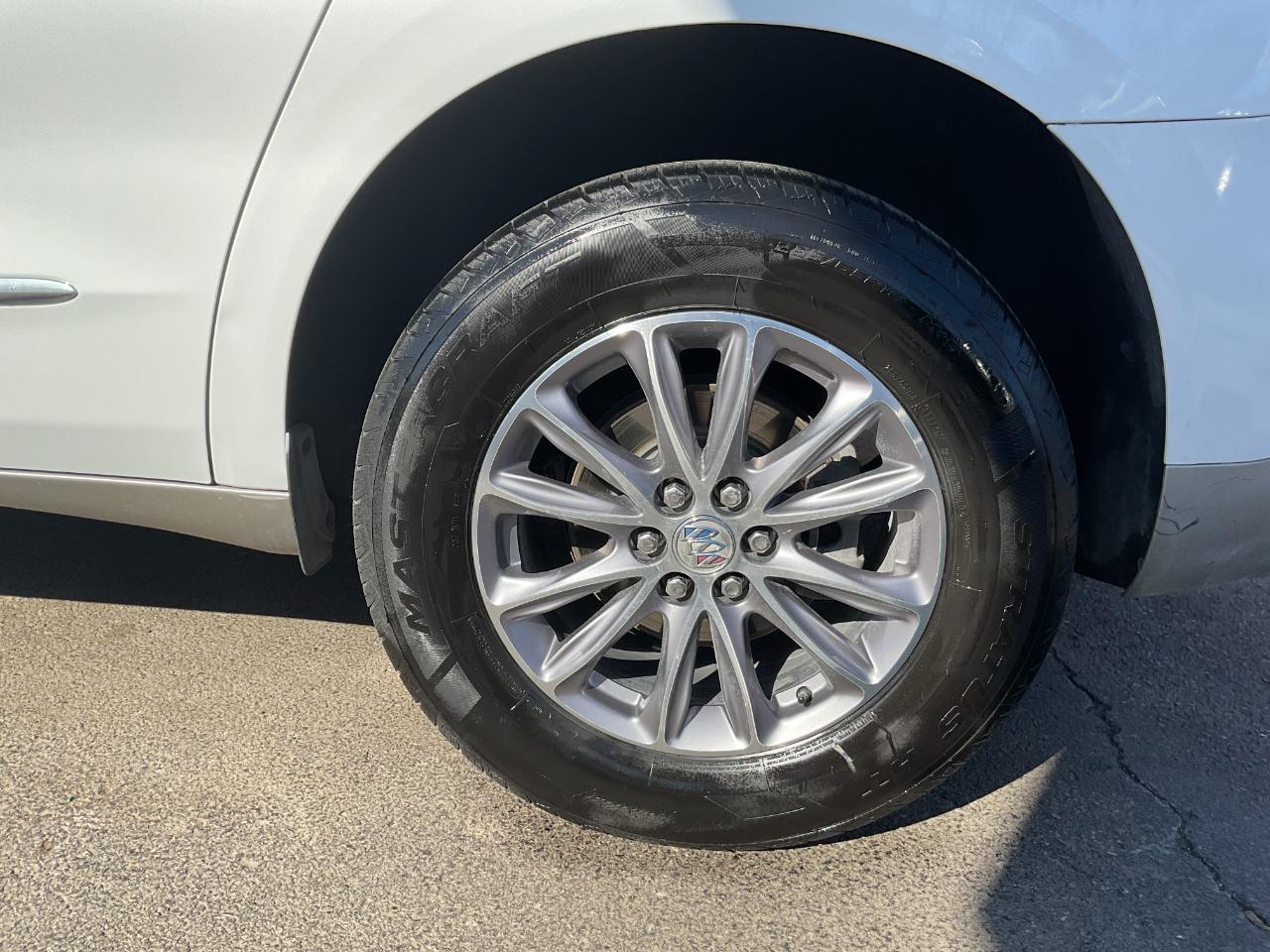 Buick Enclave Essence FWD 2022