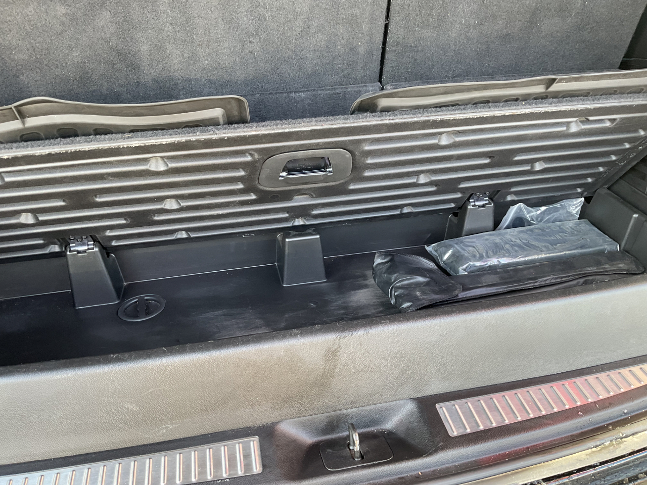 Cadillac Escalade Platinum 4WD 2016