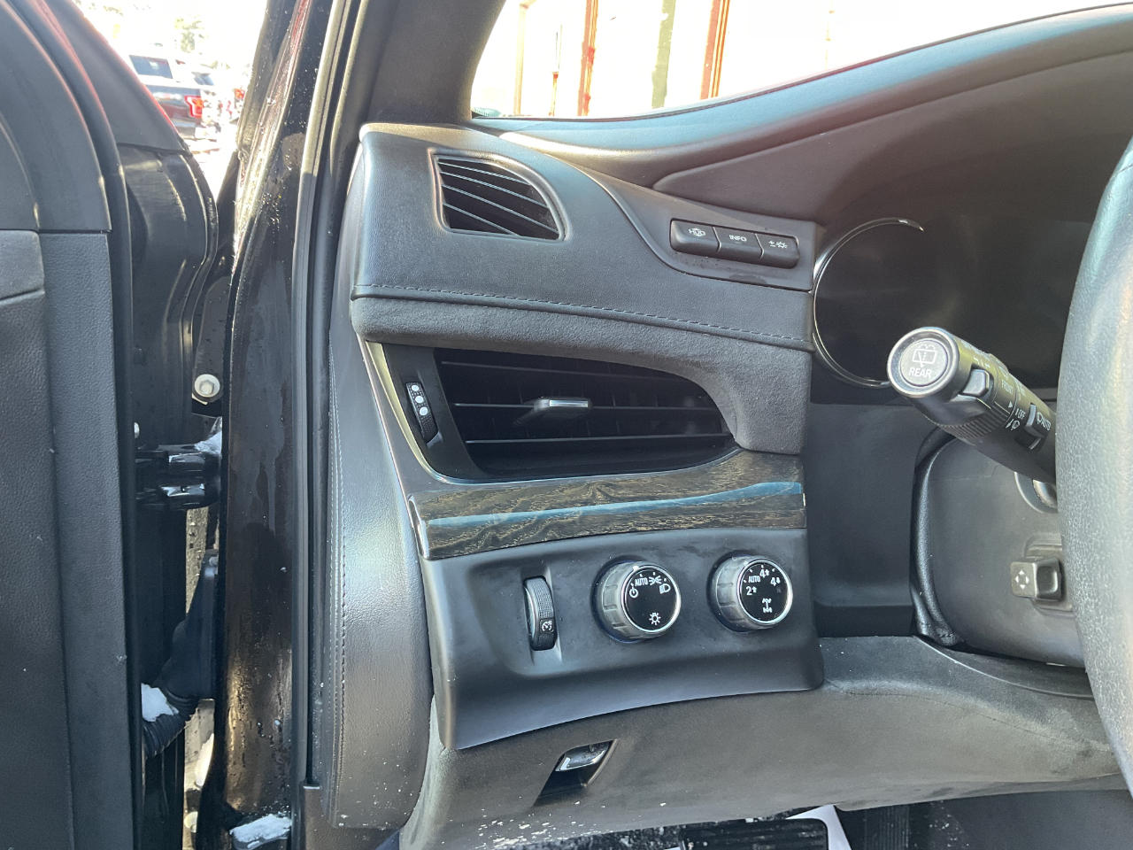 Cadillac Escalade Platinum 4WD 2016