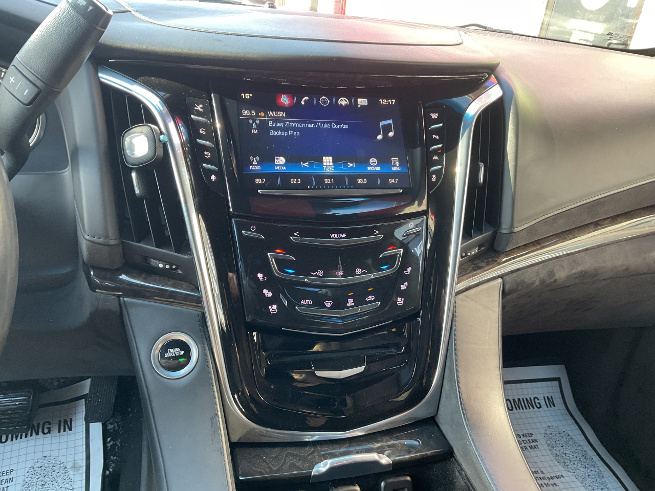 Cadillac Escalade Platinum 4WD 2016