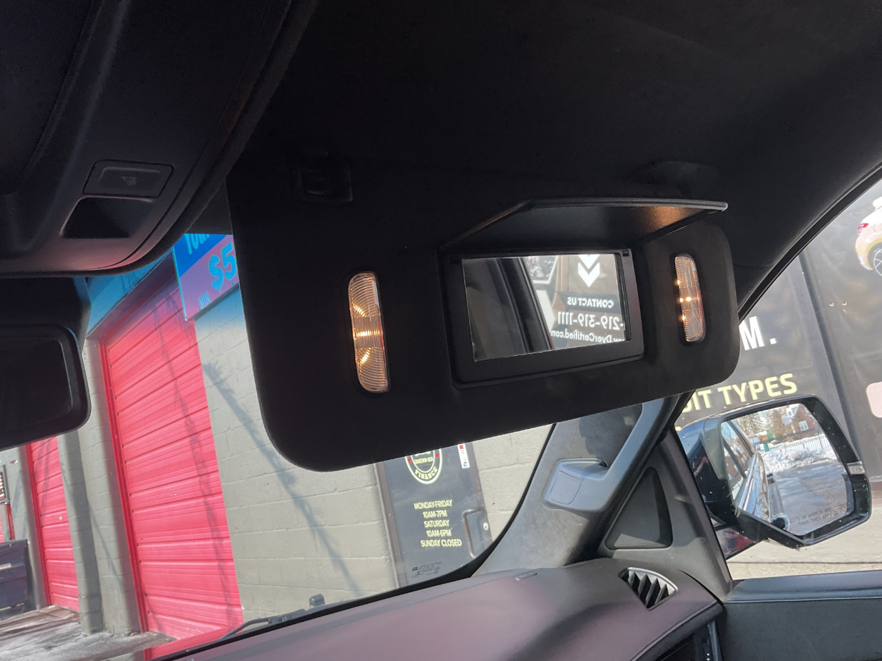 Cadillac Escalade Platinum 4WD 2016