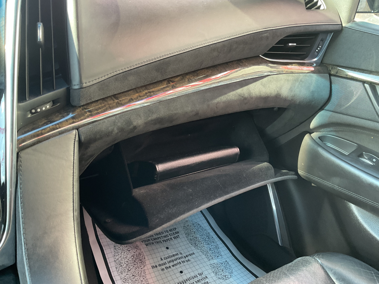 Cadillac Escalade Platinum 4WD 2016