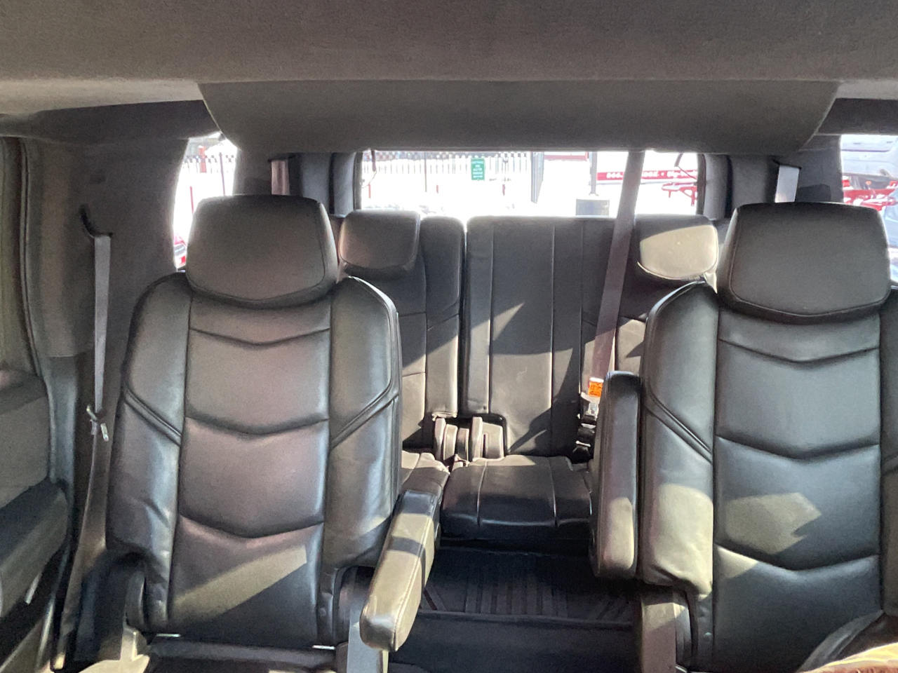 Cadillac Escalade Platinum 4WD 2016